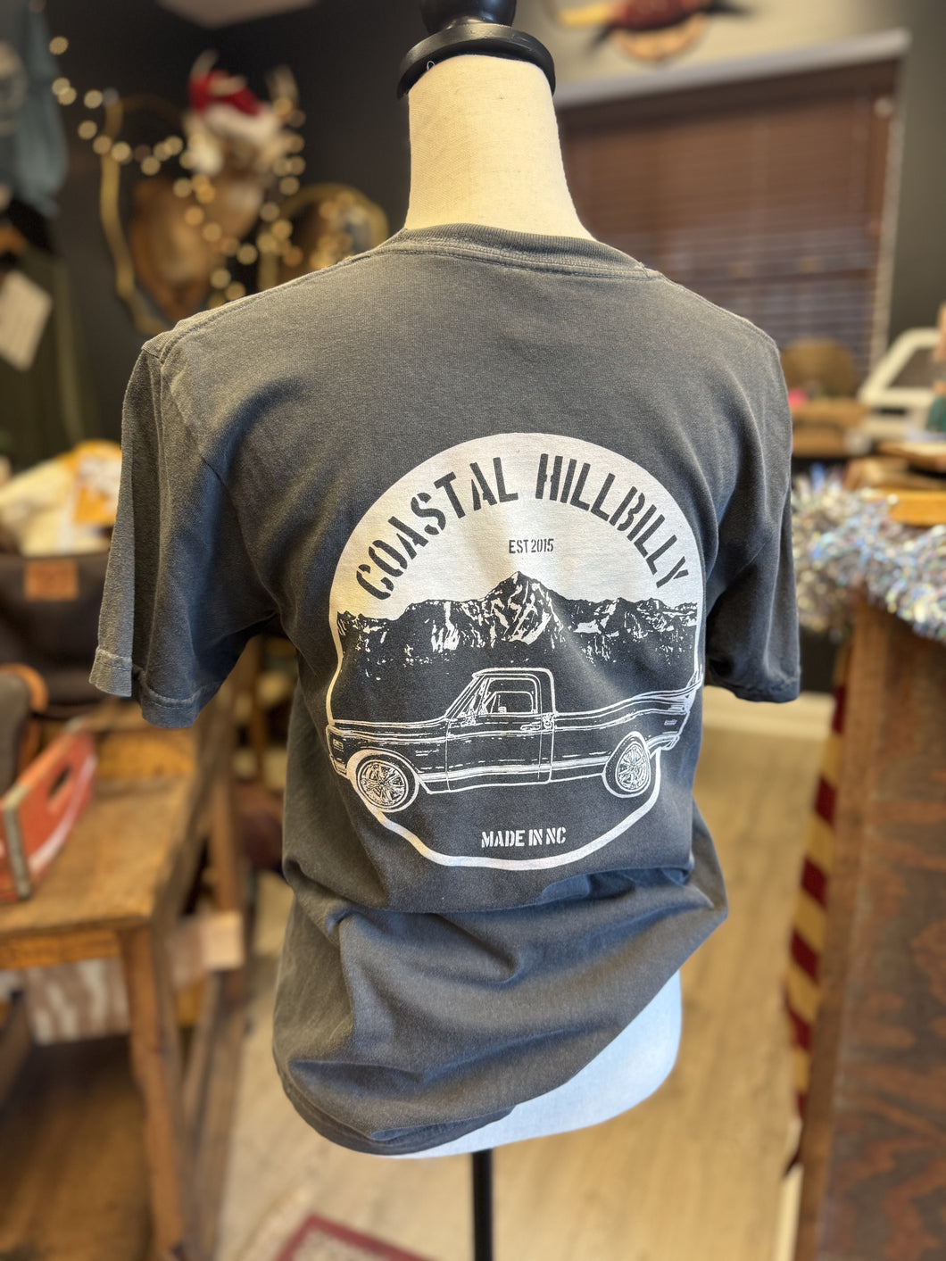 Coastal Hillbilly Truck Tee Pepper