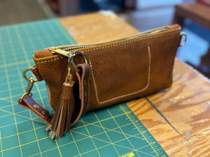 Lil' Vacation Clip (Wristlet/Torso) Amaretto/Worn Saddle Mix